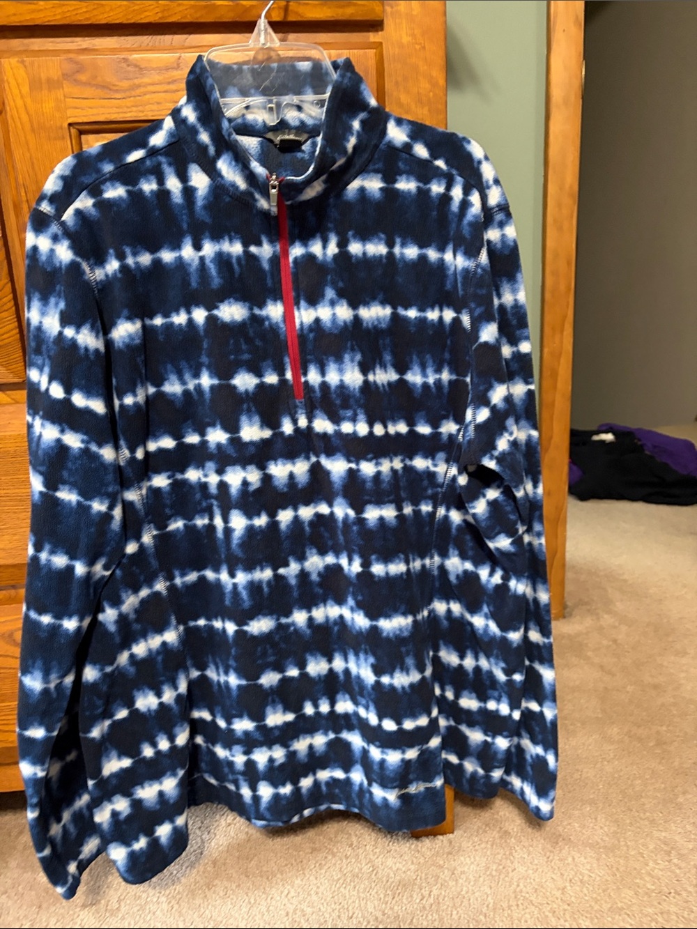 Eddie Bauer Navy and White Tie-Dye Half-Zip Pullover with Red Zipper